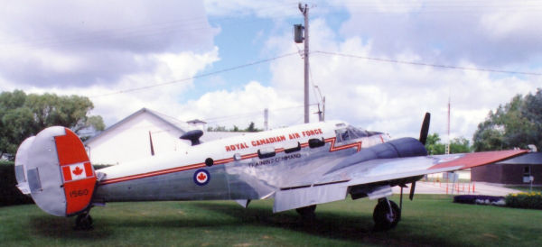 Beechcraft Model 18, a.k.a C-45 'Expeditor' (Photo credit: John Corrigan) Beechcraft Model 18, a.k.a C-45 'Expeditor' (Photo credit: John Corrigan)