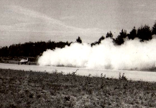 The 1968 Red Knight, Dave Curran, completing a Landing Loop at the Powell River Sea Fair. (Photo Credit: Dave Curran)